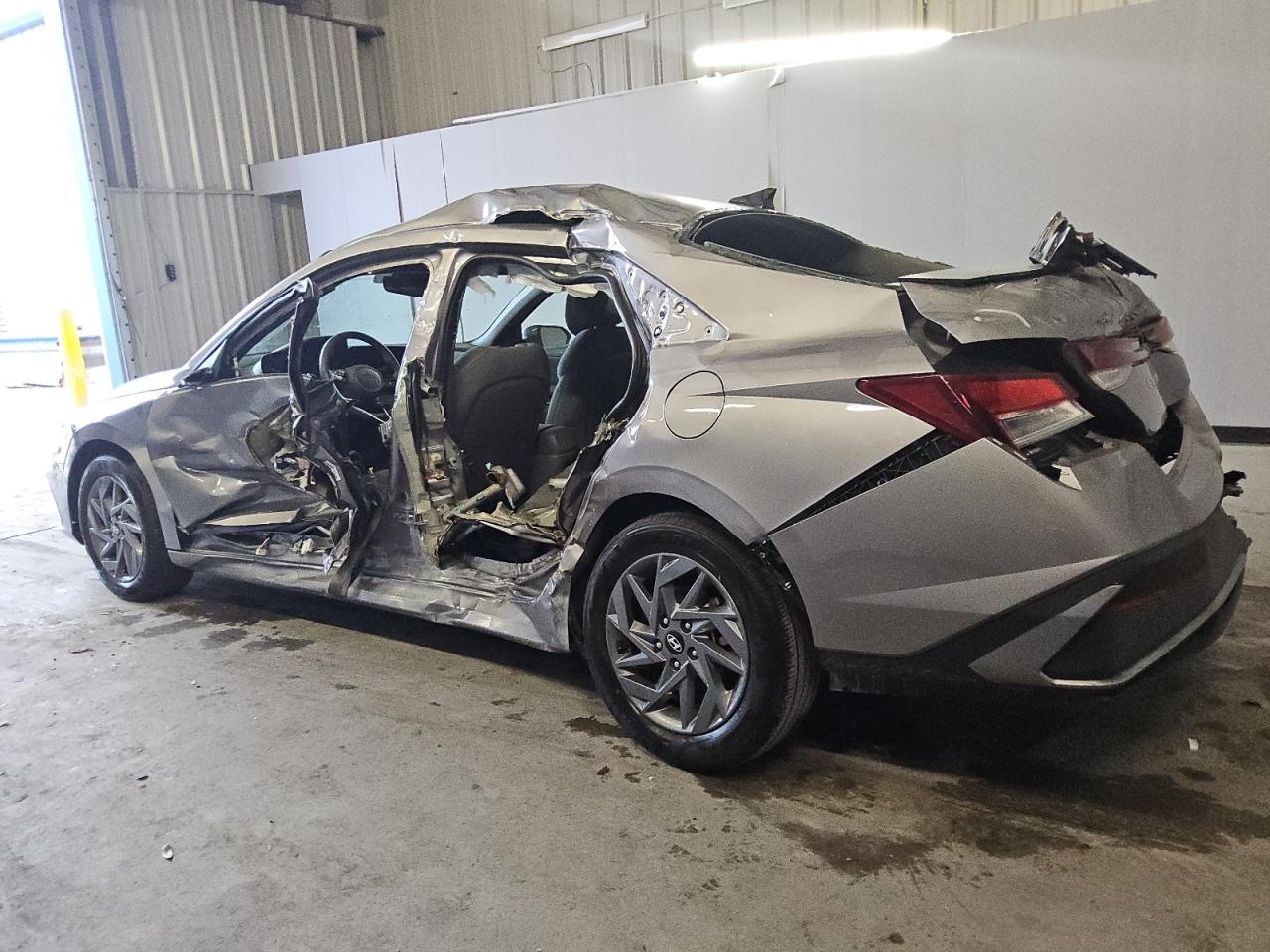 2024 Hyundai Elantra VIN KMHLM4DG0RU668463 Copart auction photo, side damage thumbnail 2