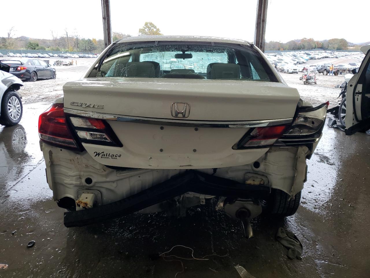 2015 Honda Civic VIN 19XFB2F8XFE104086 Copart auction photo, rear end / minor dent/scratches damage thumbnail 6