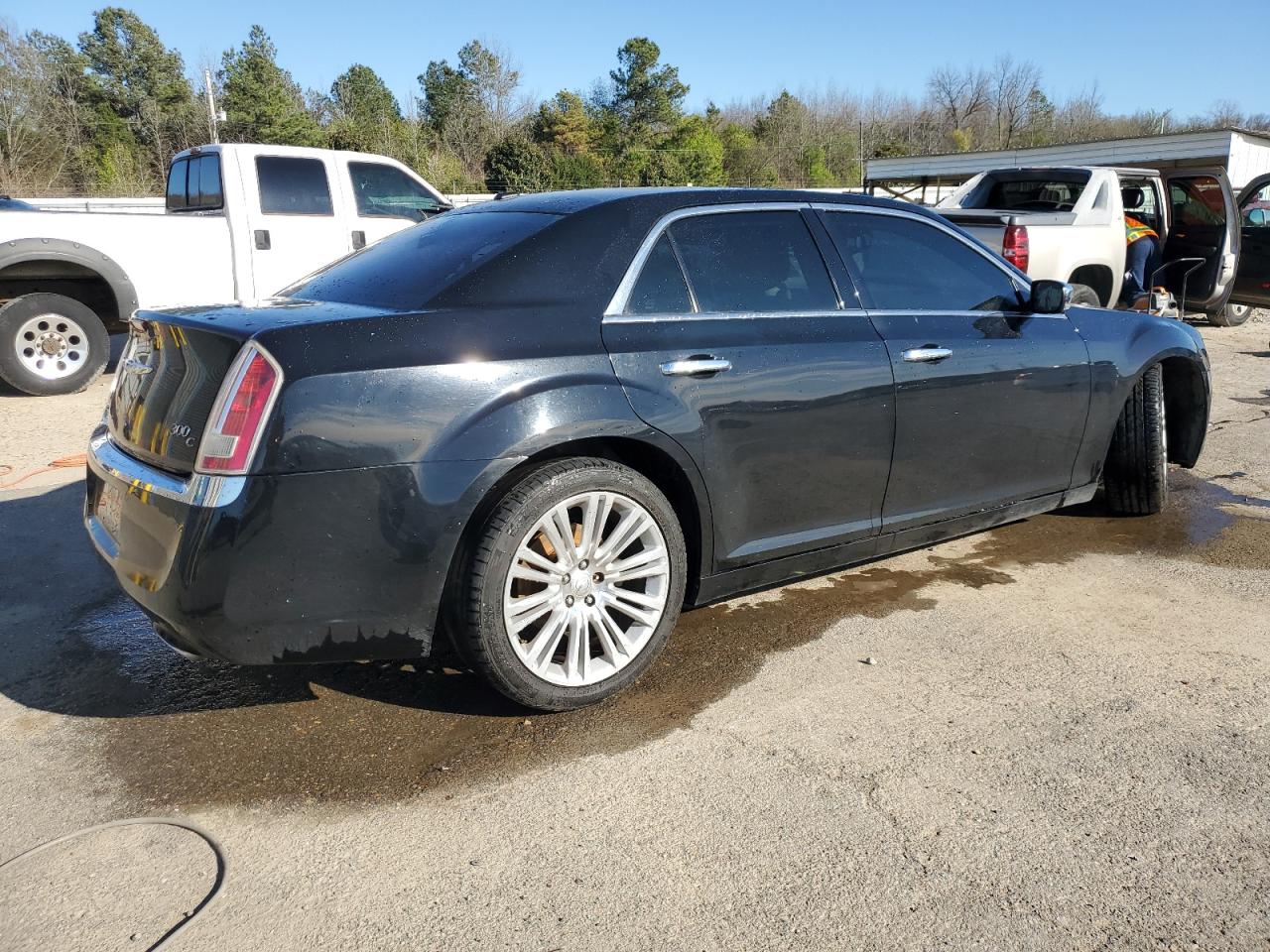 2012 Chrysler 300 VIN 2C3CCAET0CH225360 Copart auction photo, front end / rear end damage thumbnail 3