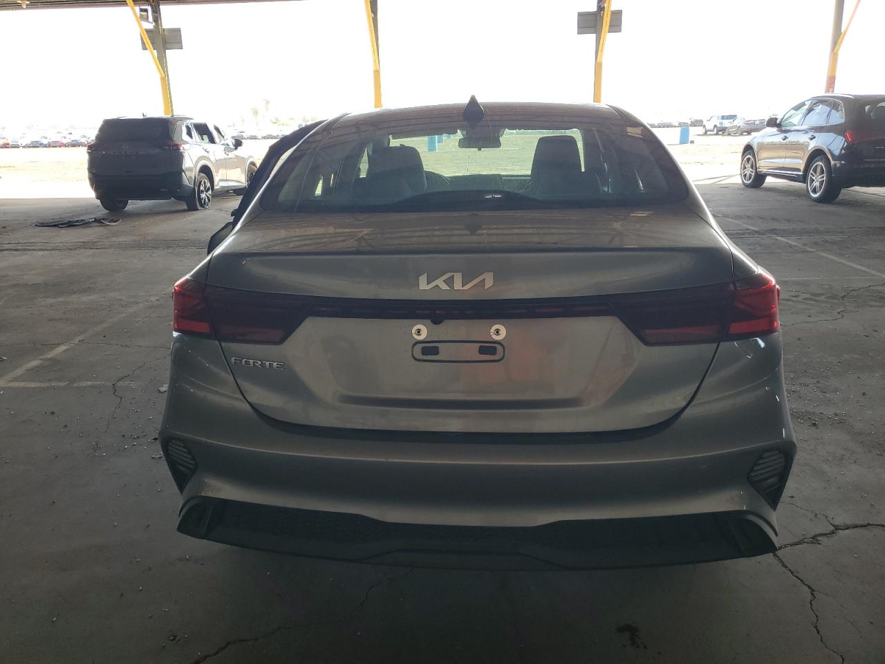 2024 KIA Forte VIN 3KPF24AD7RE723345 Copart auction photo, side damage thumbnail 6