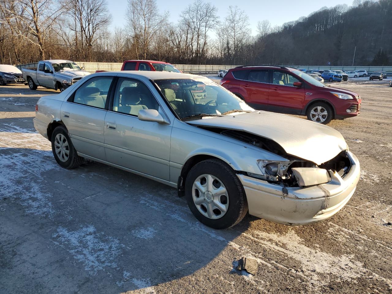 2001 Toyota Camry VIN 4T1BG22K81U056062 Copart auction photo, front end damage thumbnail 4