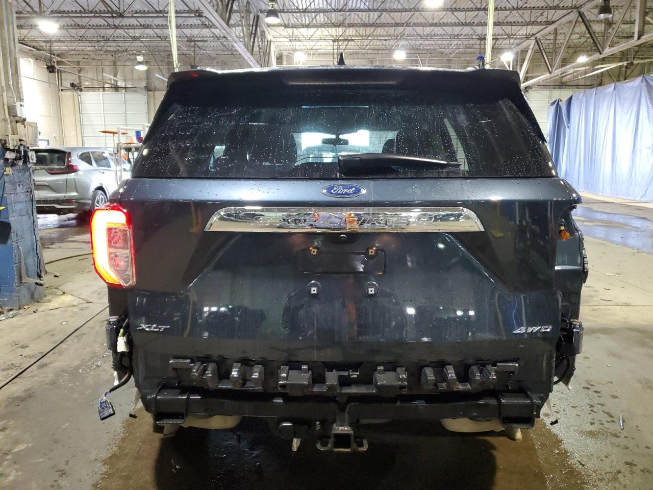 2022 Ford Explorer VIN 1FMSK8DH6NGA46587 Copart auction photo, all over damage thumbnail 6