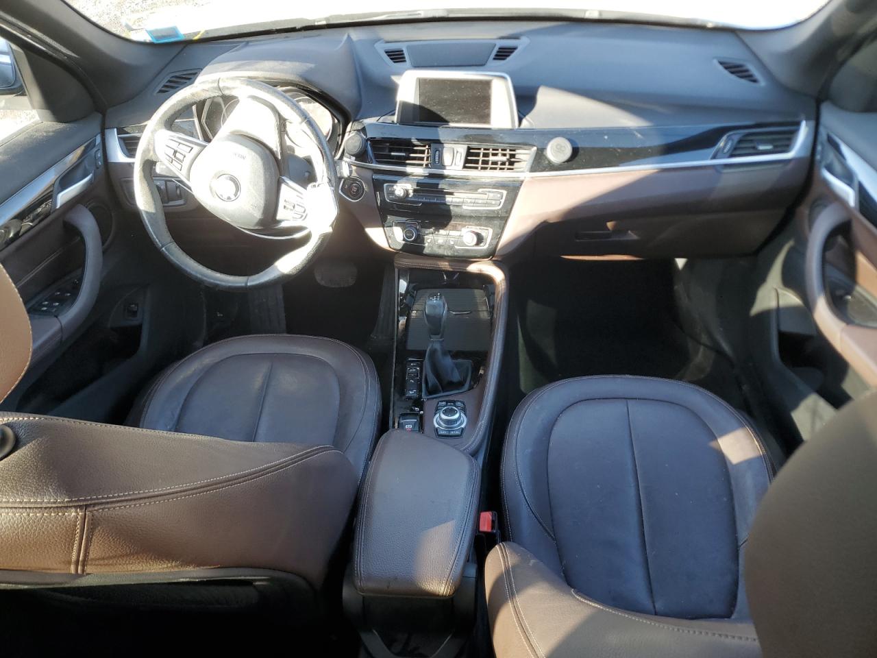 2016 BMW X1 VIN WBXHT3C31G5E48073 Copart auction photo, front end / minor dent/scratches damage thumbnail 8