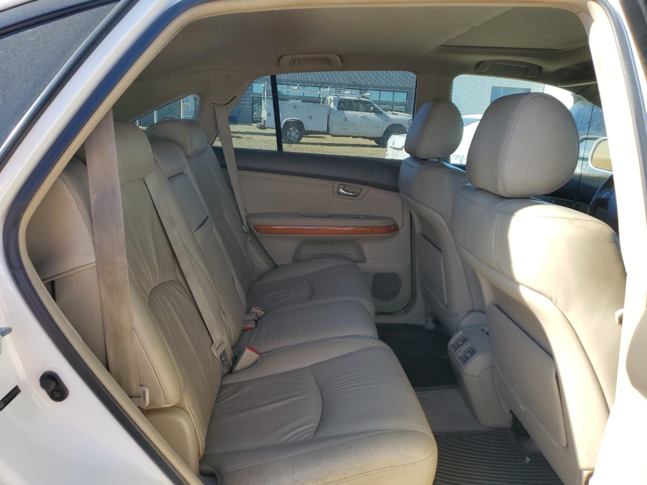 2005 Lexus RX VIN 2T2HA31U05C084252 Copart auction photo, front end damage thumbnail 11