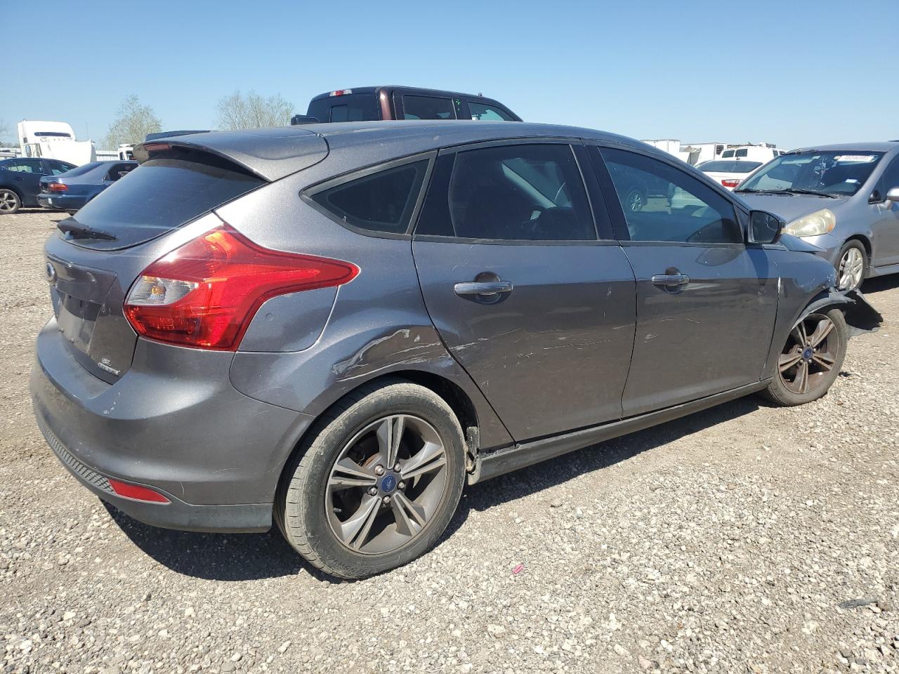 2014 Ford Focus VIN 1FADP3K26EL195918 Copart auction photo, front end / side damage thumbnail 3