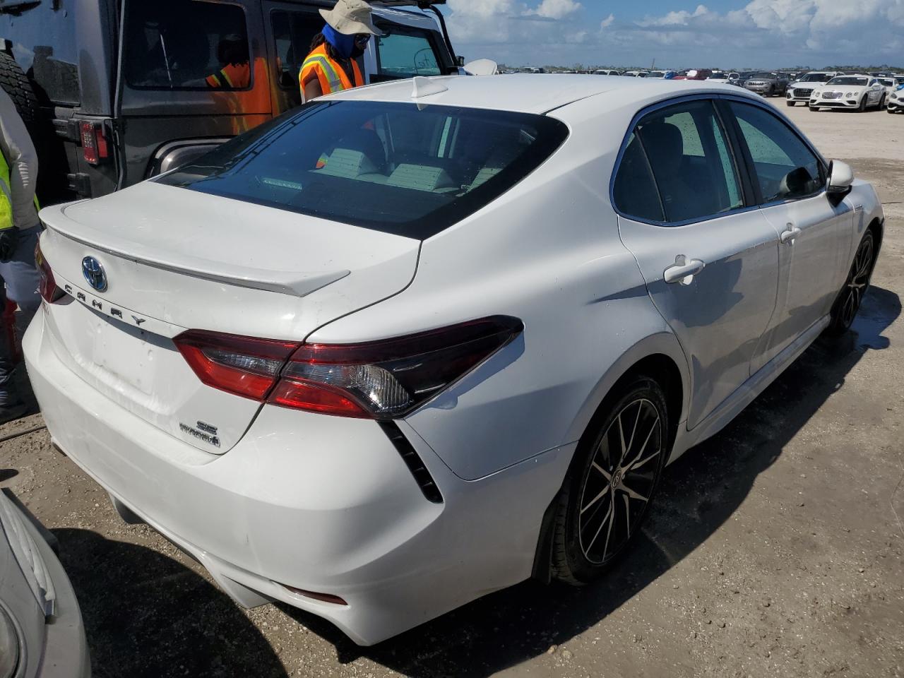 2021 Toyota Camry VIN 4T1S31AK5MU548480 Copart auction photo, water/flood damage thumbnail 3