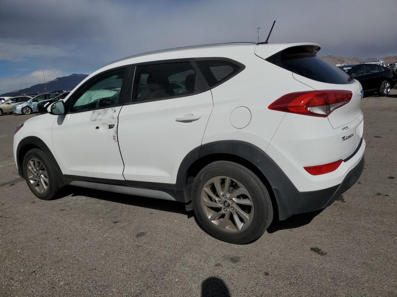 2017 Hyundai Tucson VIN KM8J33A40HU511545 Copart auction photo, vandalism damage thumbnail 2