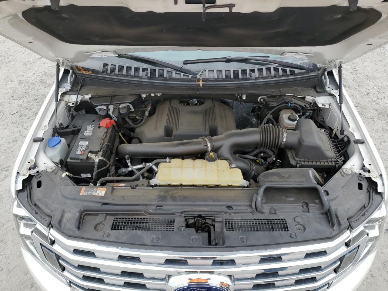 2020 Ford Expedition VIN 1FMJU2AT0LEA23052 Copart auction photo, rear end damage thumbnail 12