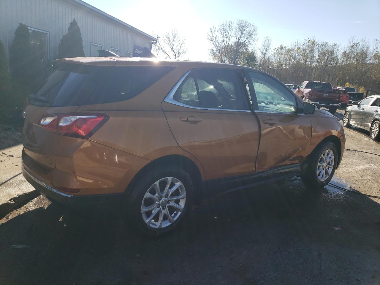 2018 Chevrolet Equinox VIN 2GNAXJEV7J6263113 Copart auction photo, side damage thumbnail 3