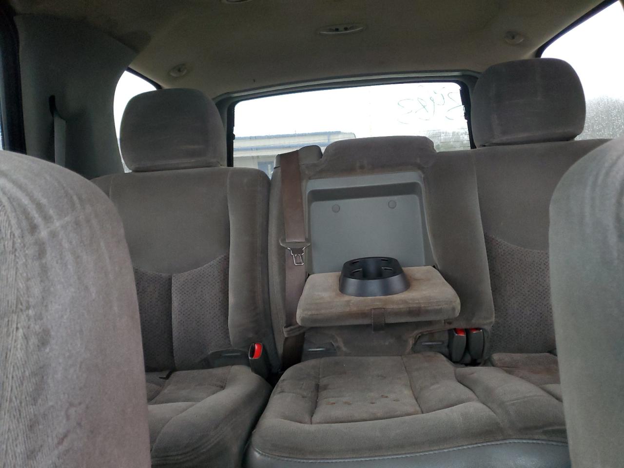 2003 Chevrolet Tahoe VIN 1GNEC13VX3J138483 Copart auction photo, front end damage thumbnail 10