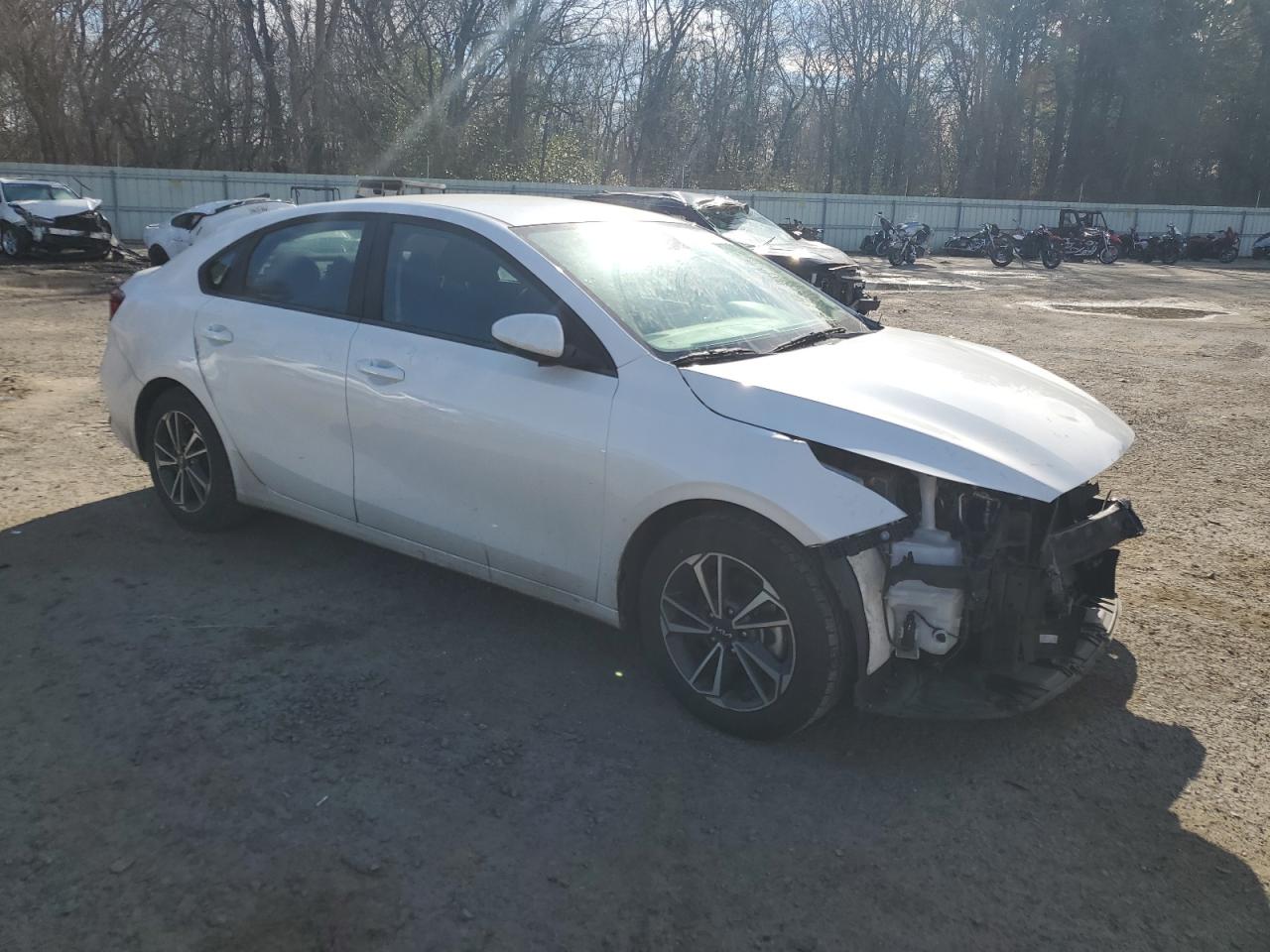 2022 KIA Forte VIN 3KPF24AD4NE462301 Copart auction photo, front end damage thumbnail 4