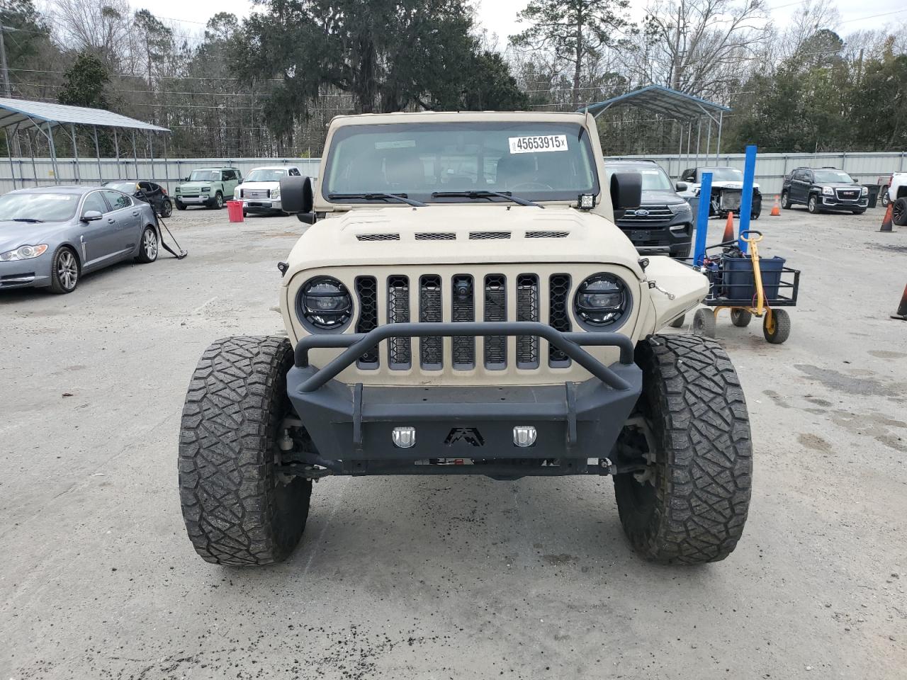 2020 Jeep Gladiator VIN 1C6JJTBG5LL161824 Copart auction photo, front end damage thumbnail 5