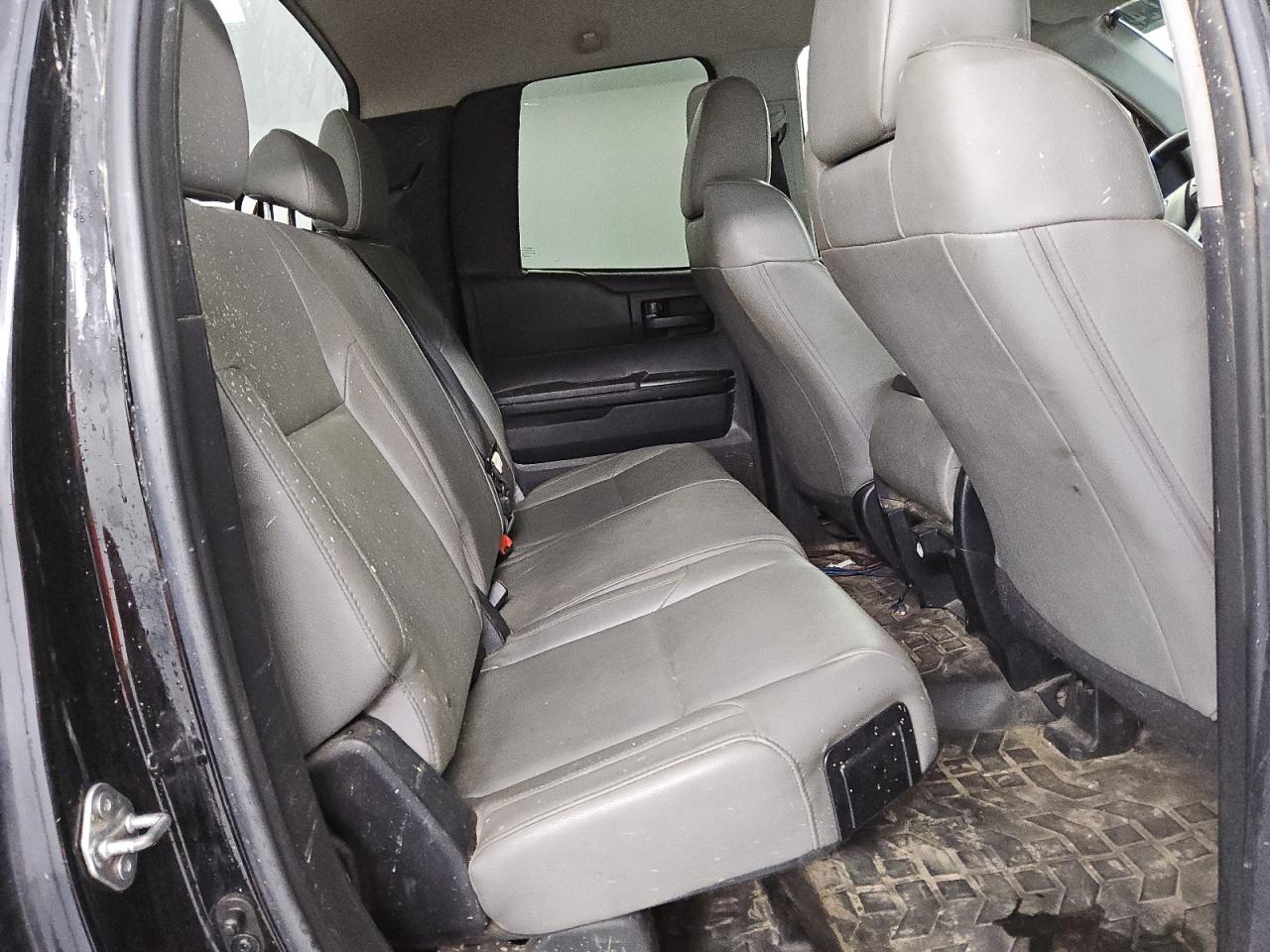 2016 Toyota Tundra VIN 5TFRM5F13GX101124 Copart auction photo, rear end / normal wear damage thumbnail 11