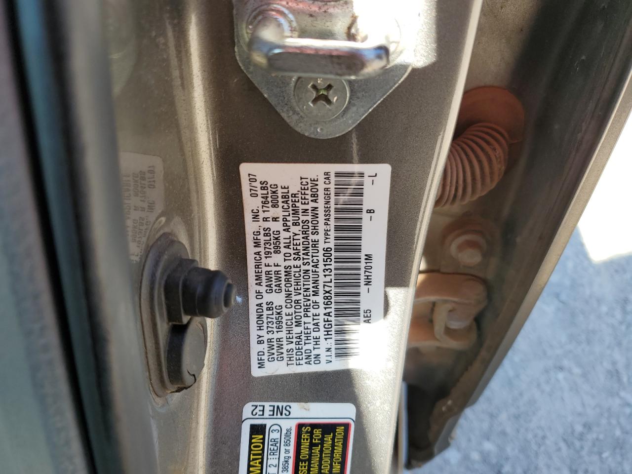 2007 Honda Civic VIN 1HGFA168X7L131506 Copart auction photo, minor dent/scratches damage thumbnail 12