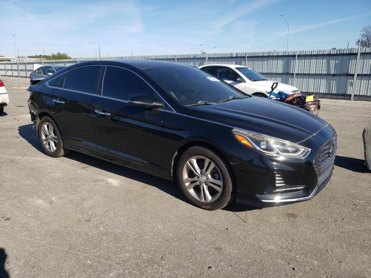 2018 Hyundai Sonata VIN 5NPE34AF1JH612297 Copart auction photo, front end damage thumbnail 4