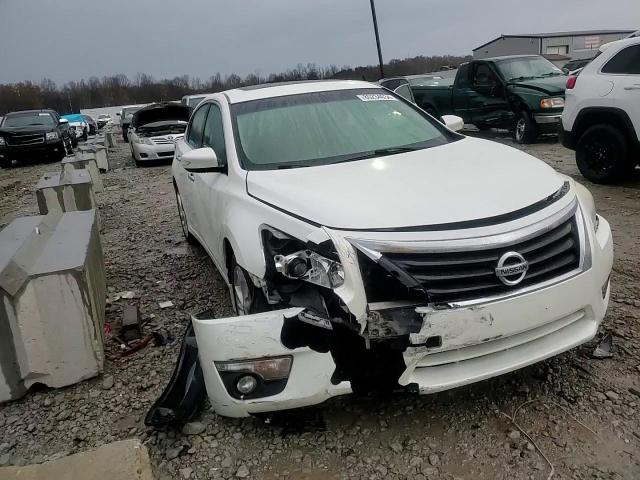 2014 Nissan Altima VIN 1N4AL3AP4EC136443 Copart auction photo, front end damage thumbnail 14