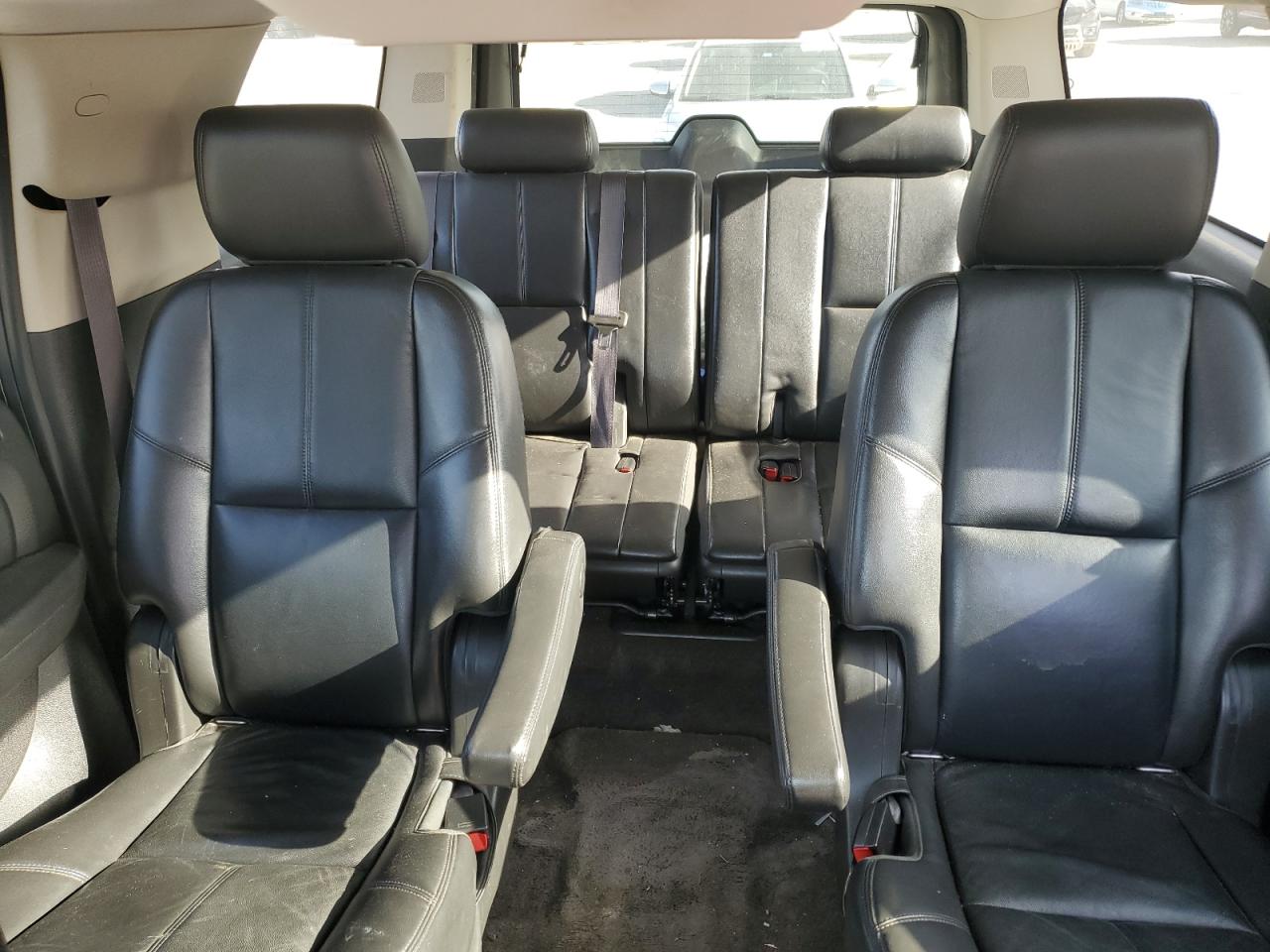 2012 Chevrolet Suburban VIN 1GNSKJE74CR216133 Copart auction photo, front end damage thumbnail 10