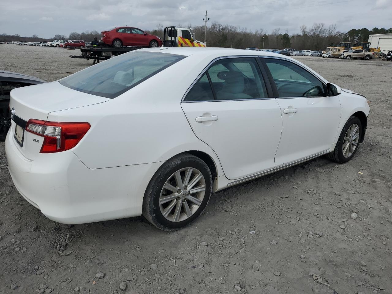 2014 Toyota Camry VIN 4T1BF1FK6EU443979 Copart auction photo, front end damage thumbnail 3