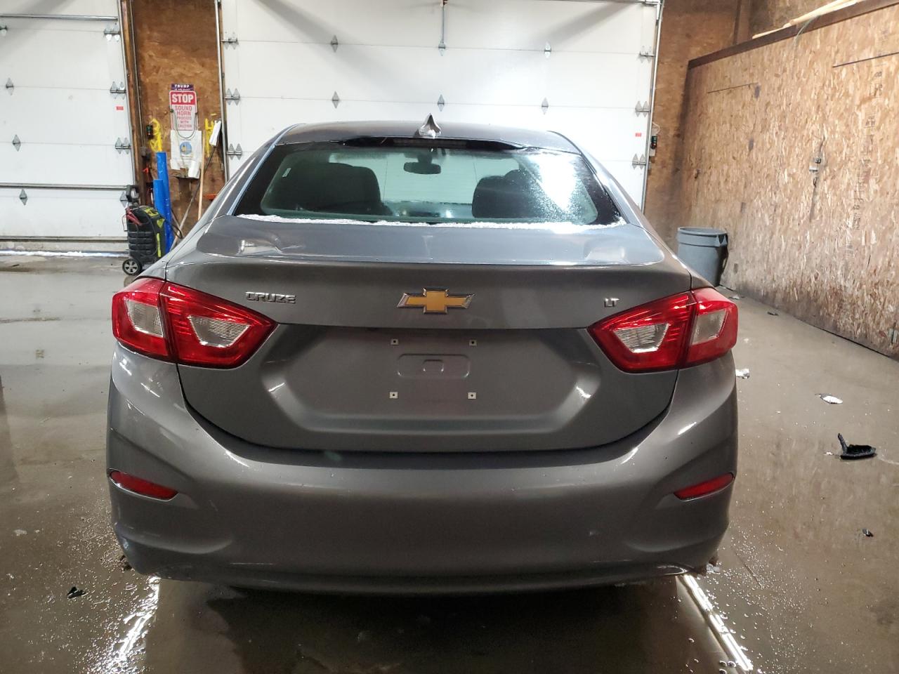 2018 Chevrolet Cruze VIN 1G1BE5SM9J7137379 Copart auction photo, front end damage thumbnail 6