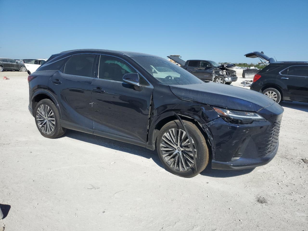 2024 Lexus RX VIN 2T2BBMCAXRC037957 Copart auction photo, front end / side damage thumbnail 4