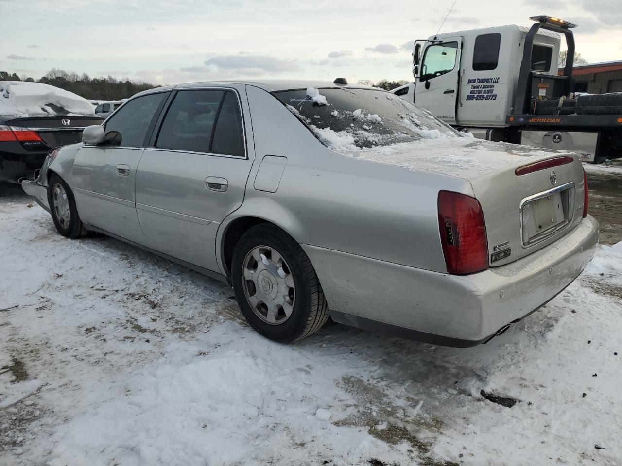 2004 Cadillac De Ville VIN 1G6KD57Y34U187516 Copart auction photo, front end damage thumbnail 2
