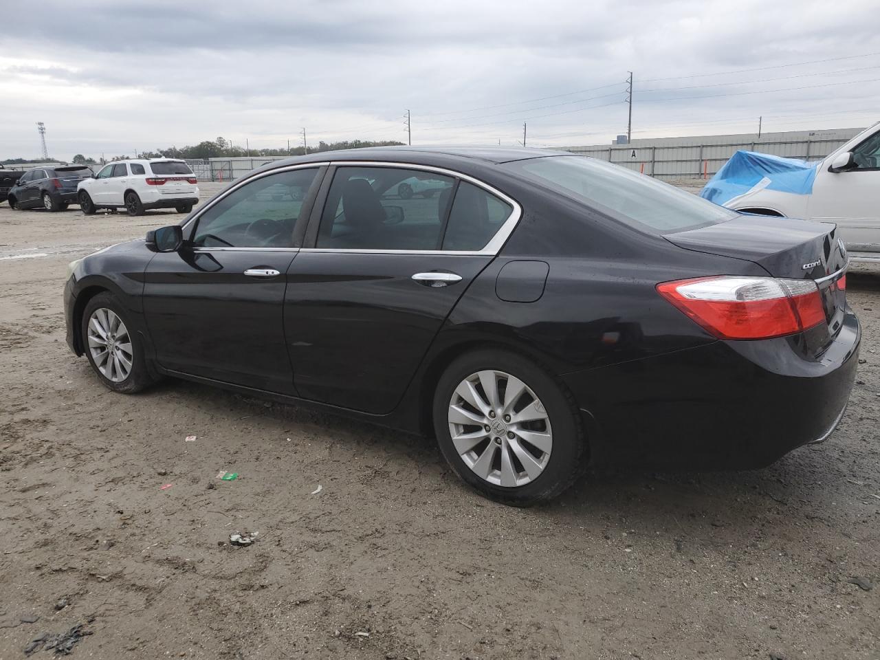 2013 Honda Accord VIN 1HGCR2F77DA228758 Copart auction photo, undercarriage damage thumbnail 2