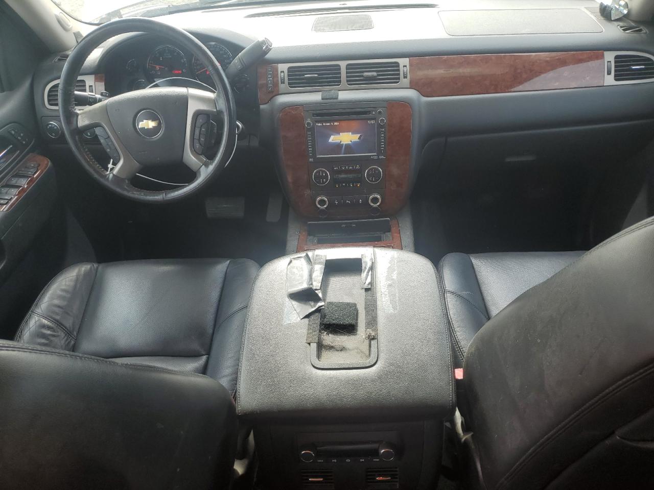 2013 Chevrolet Avalanche VIN 3GNTKGE76DG122652 Copart auction photo, all over damage thumbnail 8