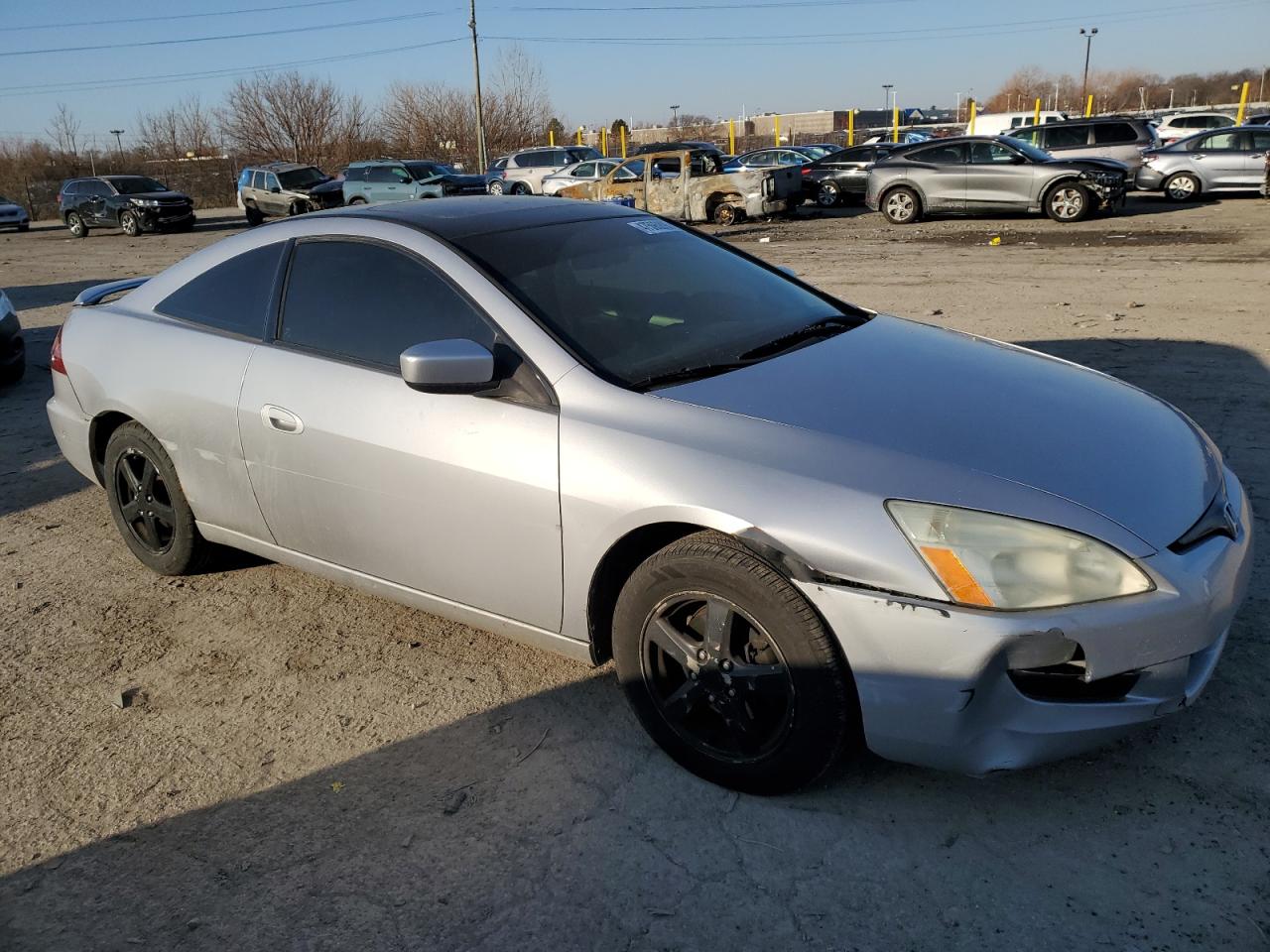 2005 Honda Accord VIN 1HGCM726X5A004040 Copart auction photo, front end / minor dent/scratches damage thumbnail 4