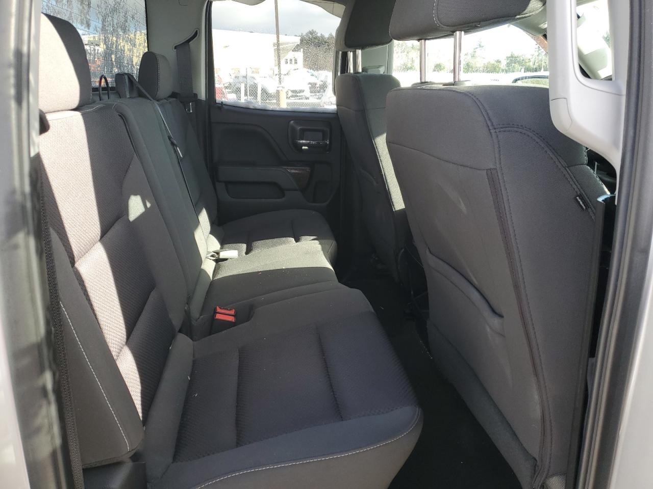 2018 GMC Sierra VIN 1GTV2MEC6JZ258790 Copart auction photo, front end / minor dent/scratches damage thumbnail 10