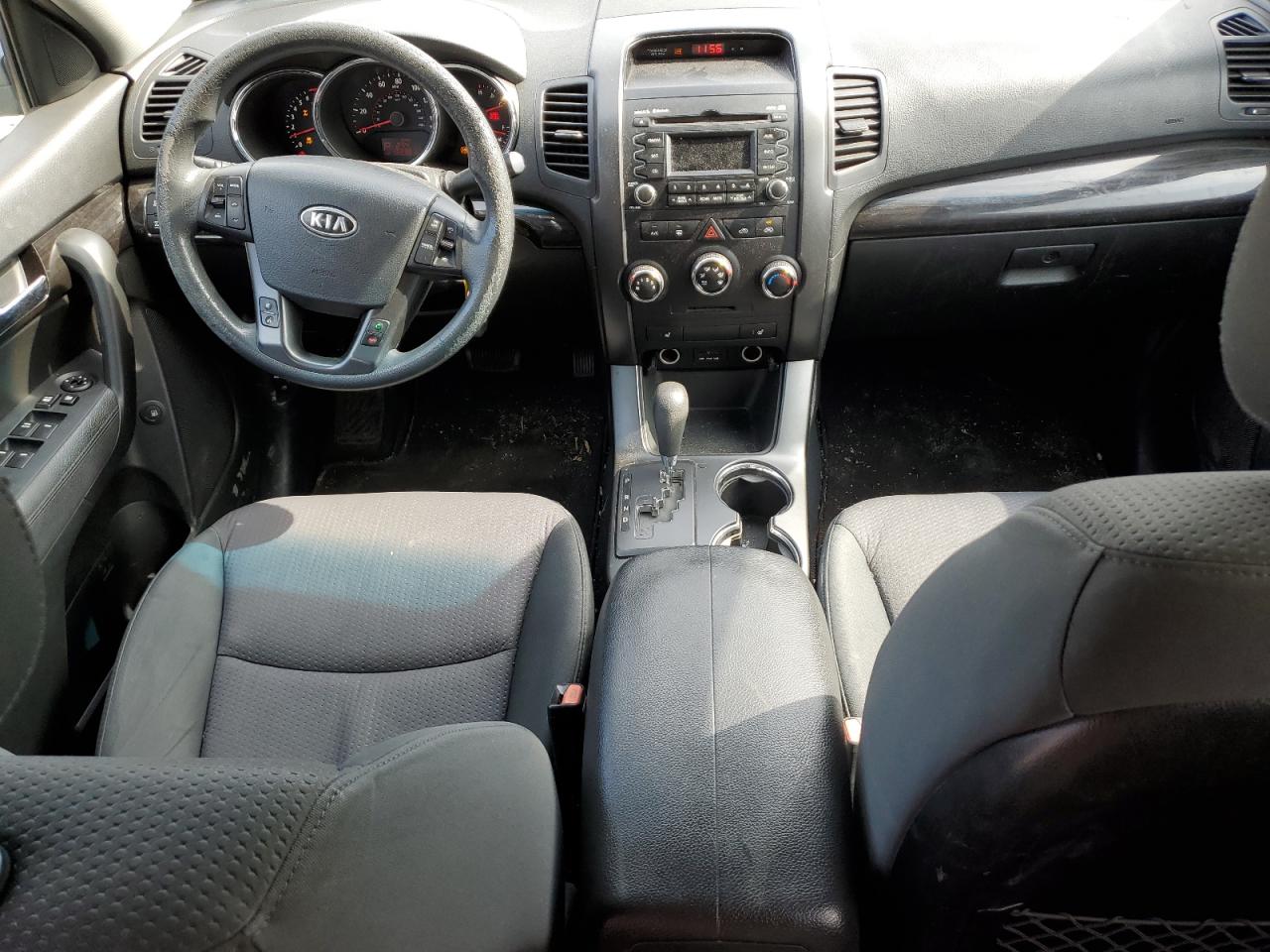 2011 KIA Sorento VIN 5XYKTDA15BG033880 Copart auction photo, minor dent/scratches damage thumbnail 8