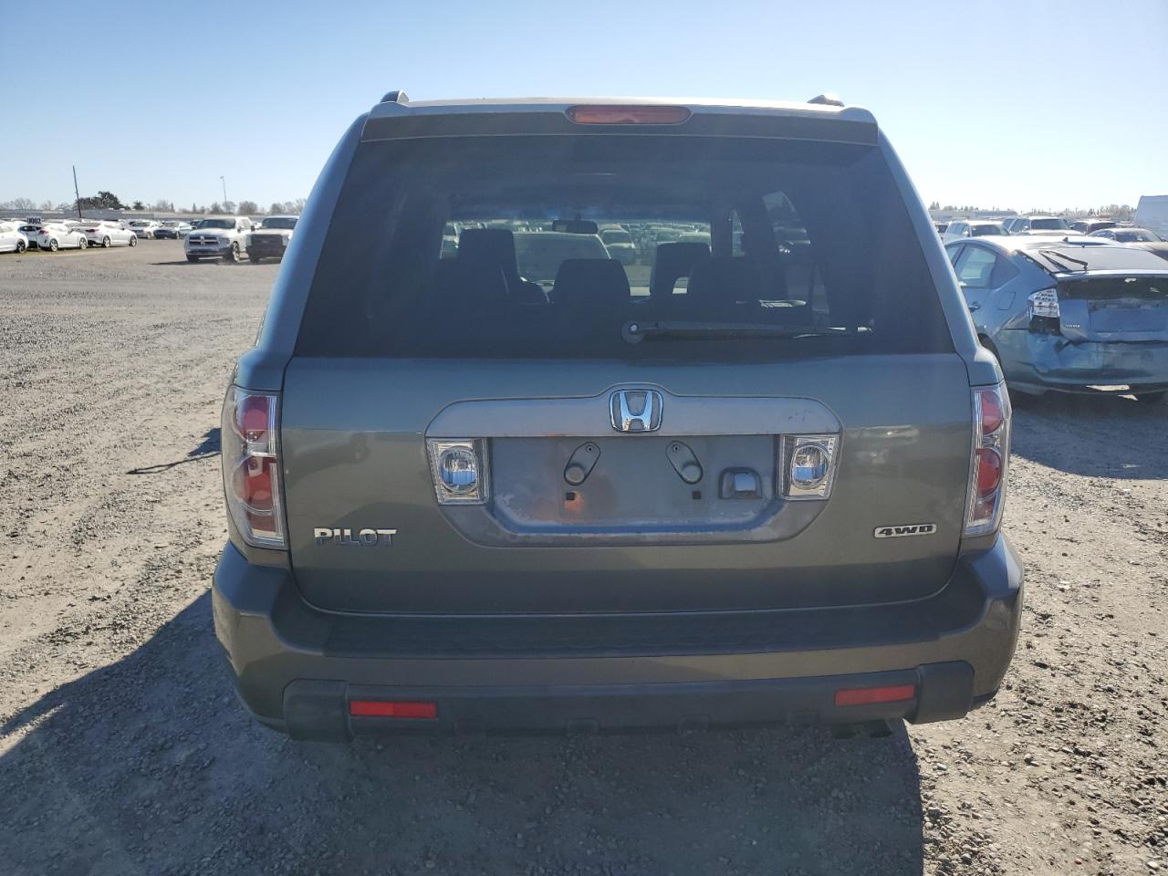 2008 Honda Pilot VIN 5FNYF187X8B013523 Copart auction photo, front end / side damage thumbnail 6