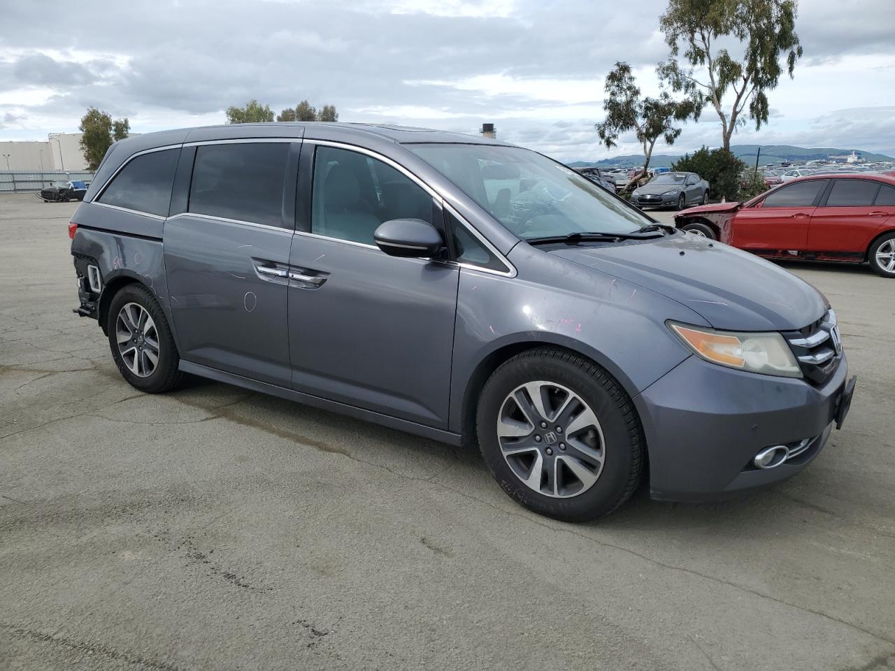 2014 Honda Odyssey VIN 5FNRL5H92EB094888 Copart auction photo, rear end damage thumbnail 4