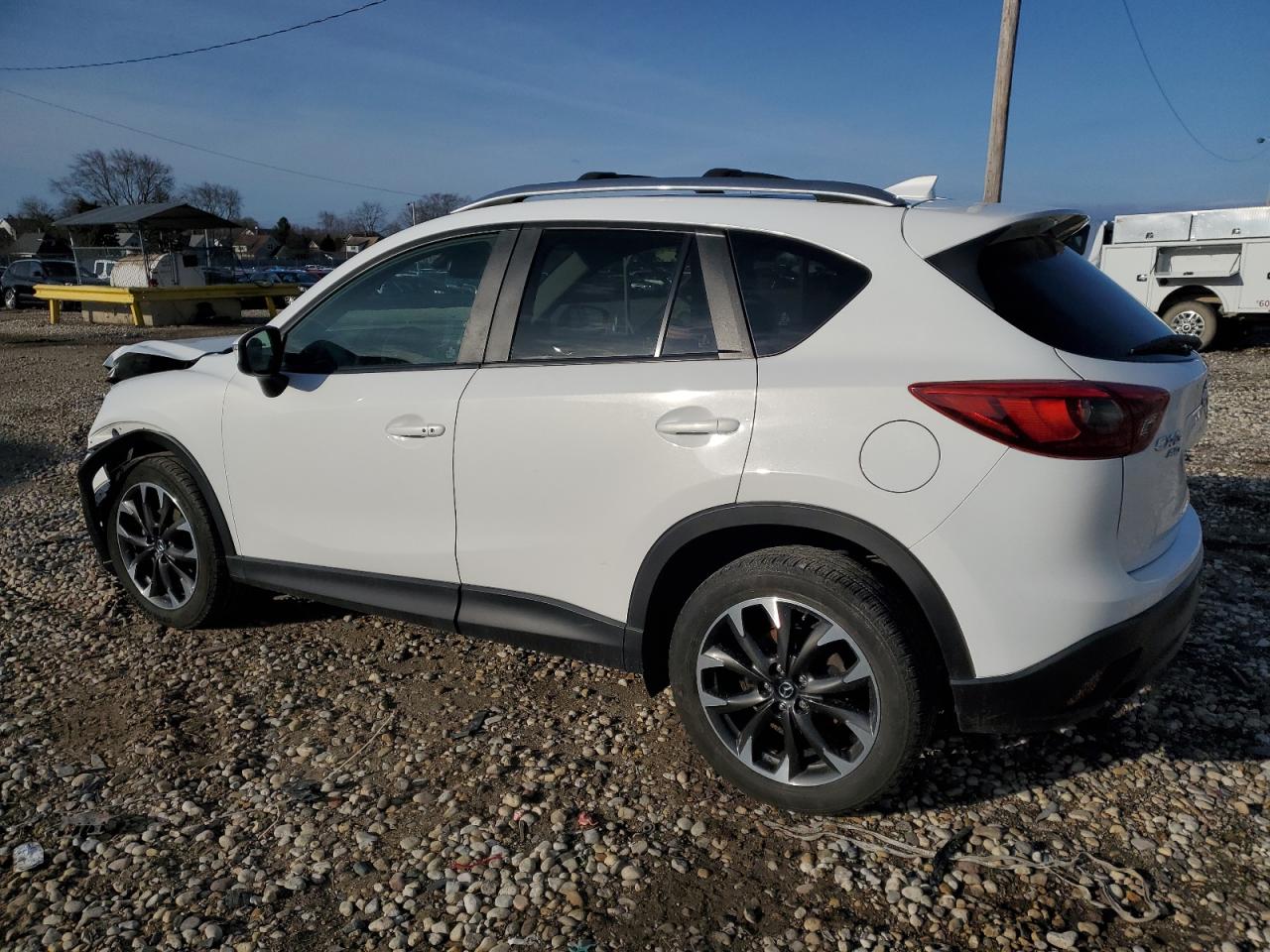 2016 Mazda CX-5 VIN JM3KE4DY1G0858211 Copart auction photo, front end damage thumbnail 2