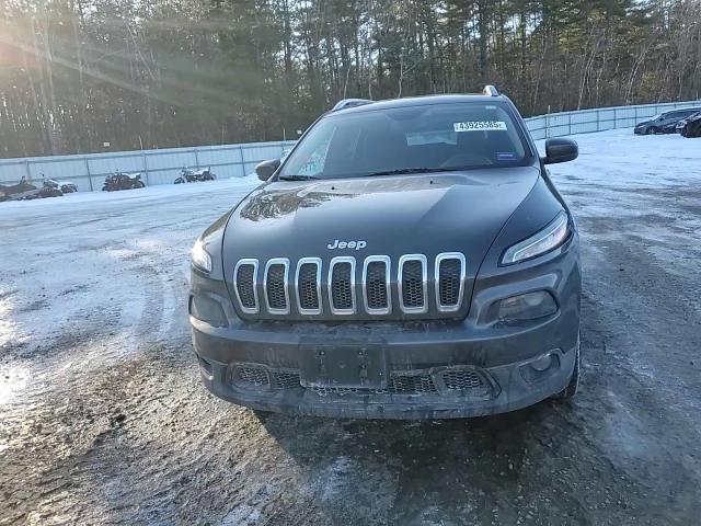 2015 Jeep Grand Cherokee VIN 1C4PJMCS6FW788532 Copart auction photo, rear end / minor dent/scratches damage thumbnail 12