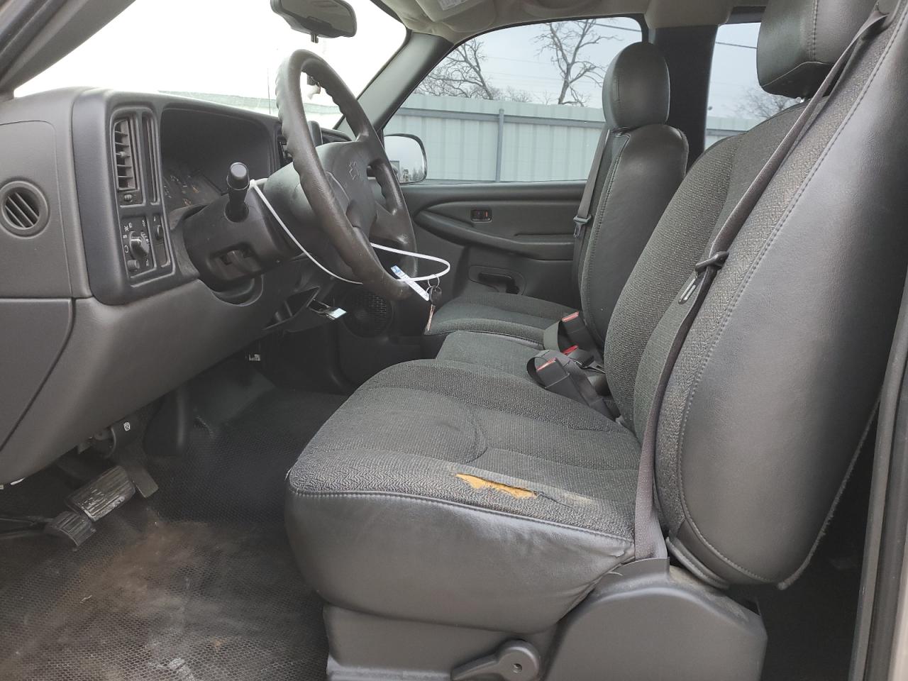 2006 Chevrolet Silverado VIN 1GCEC19V76Z127589 Copart auction photo, front end / minor dent/scratches damage thumbnail 7