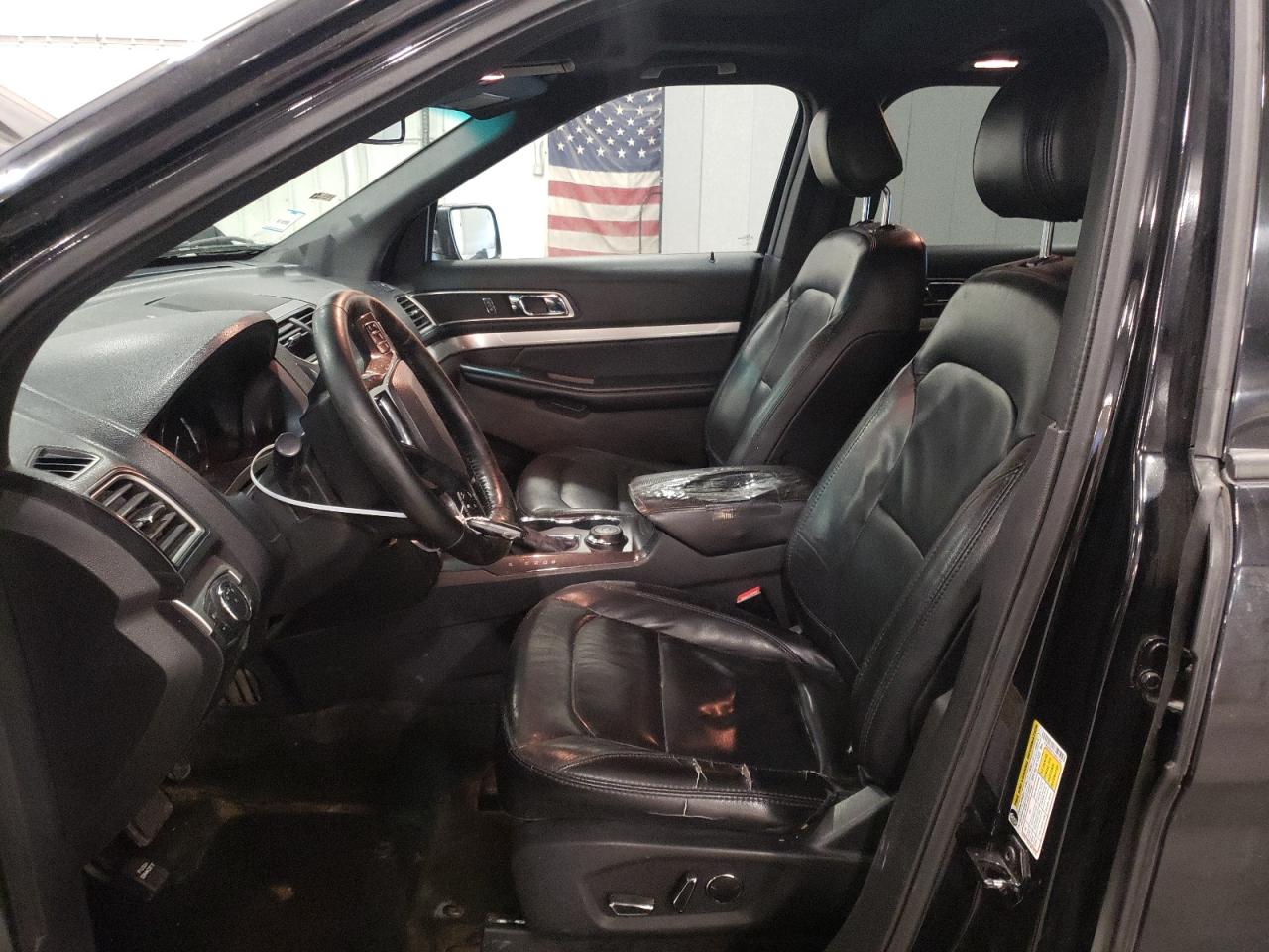 2017 Ford Explorer VIN 1FM5K8D81HGB42564 Copart auction photo, front end / side damage thumbnail 7
