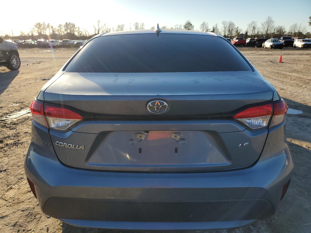 2020 Toyota Corolla VIN JTDEPRAE8LJ025050 Copart auction photo, front end / side damage thumbnail 6