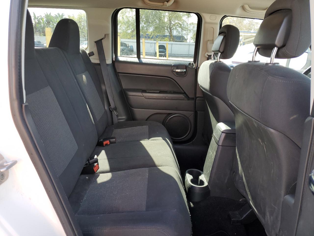 2011 Jeep Liberty (Patriot) VIN 1J4NF1GB9BD177346 Copart auction photo, normal wear / minor dent/scratches damage thumbnail 11
