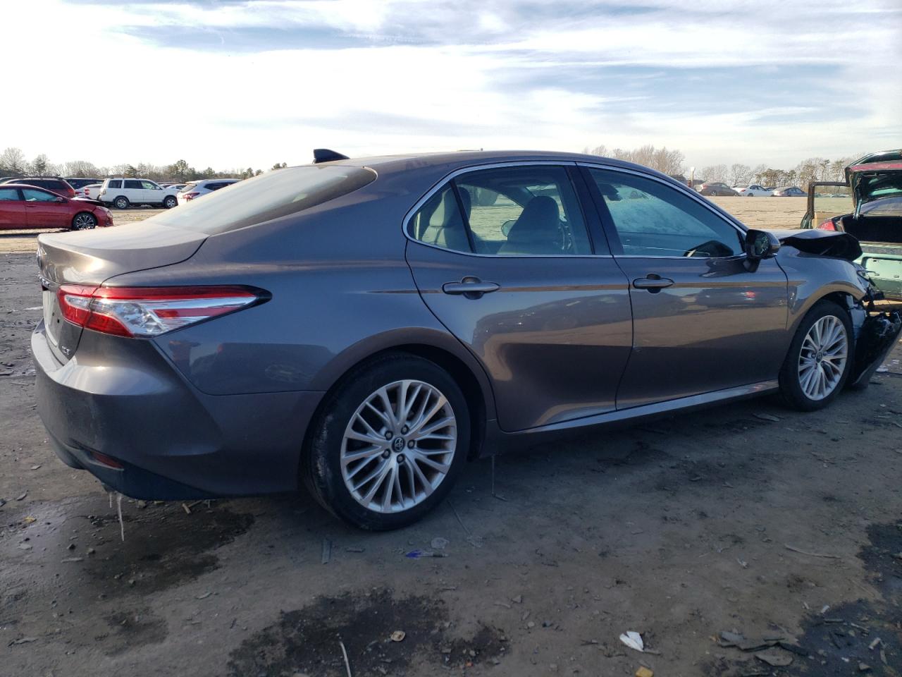 2018 Toyota Camry VIN 4T1BZ1HKXJU009059 Copart auction photo, front end / frame damage damage thumbnail 3