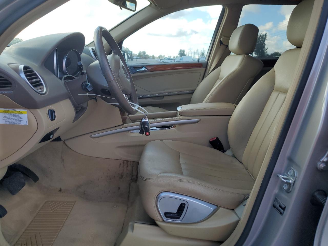 2007 Mercedes-Benz M-klasse VIN 4JGBB86E37A265662 Copart auction photo, front end damage thumbnail 7