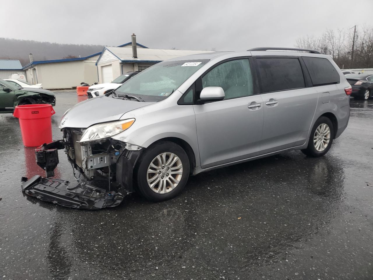 2015 Toyota Sienna VIN 5TDYK3DC8FS581126