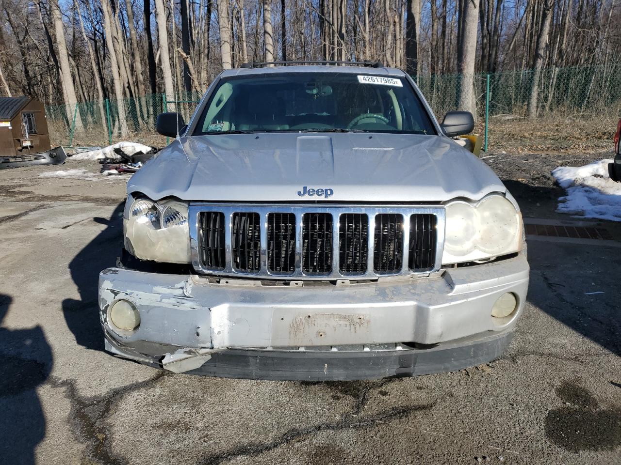 2005 Jeep Grand Cherokee VIN 1J4HR58245C719912 Copart auction photo, front end / all over damage thumbnail 5