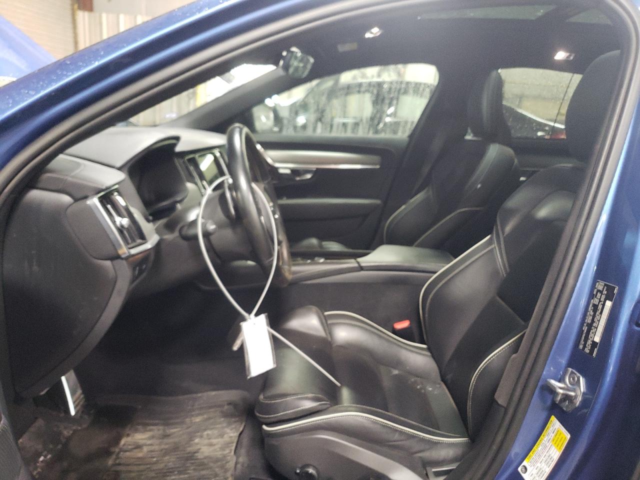 2020 Volvo S90 VIN LVYA22MT9LP169906 Copart auction photo, front end / minor dent/scratches damage thumbnail 7