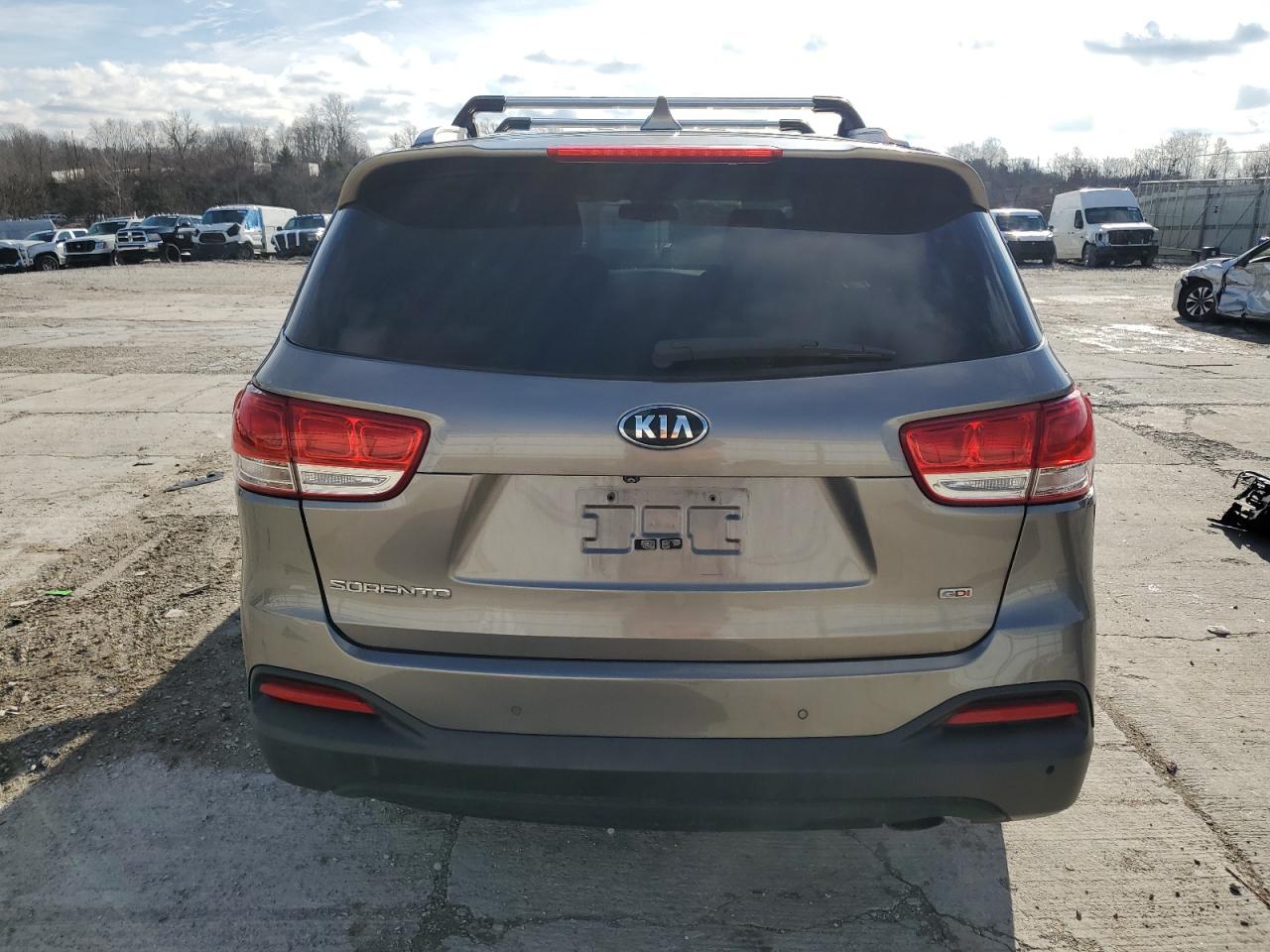2016 KIA Sorento VIN 5XYPG4A34GG086122 Copart auction photo, all over damage thumbnail 6