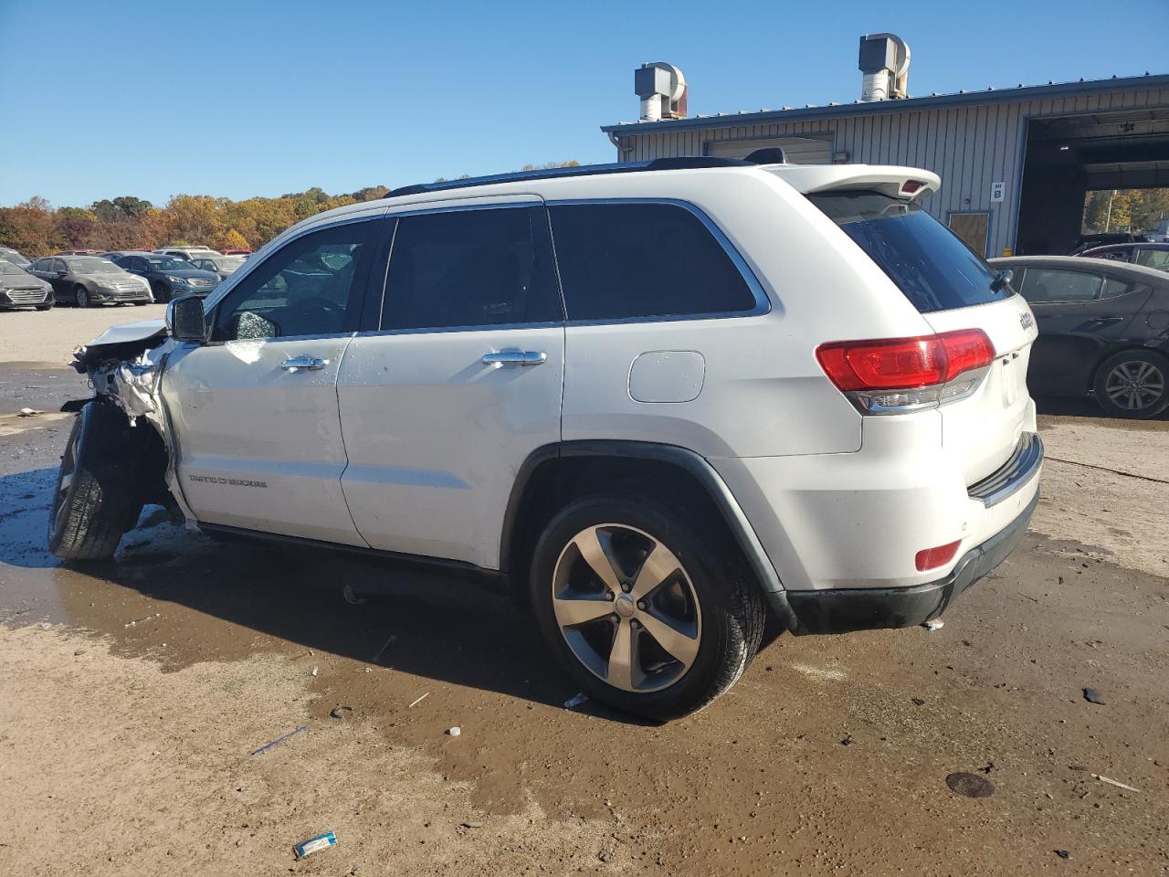 2016 Jeep Grand Cherokee VIN 1C4RJEBG1GC320786 Copart auction photo, front end / minor dent/scratches damage thumbnail 2