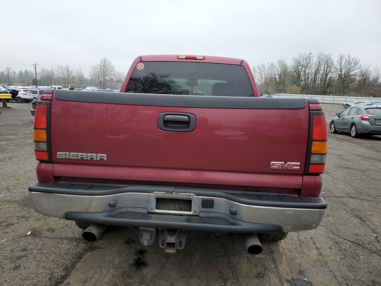 2006 GMC Sierra VIN 2GTEK13T861159258 Copart auction photo, front end damage thumbnail 6