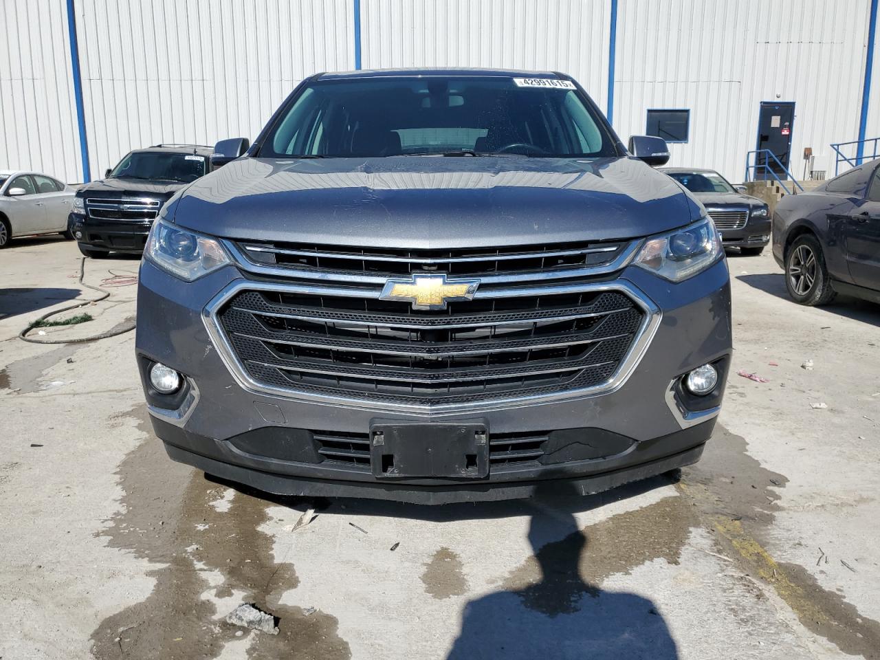 2019 Chevrolet Traverse VIN 1GNEVGKW4KJ310240 Copart auction photo, side damage thumbnail 5