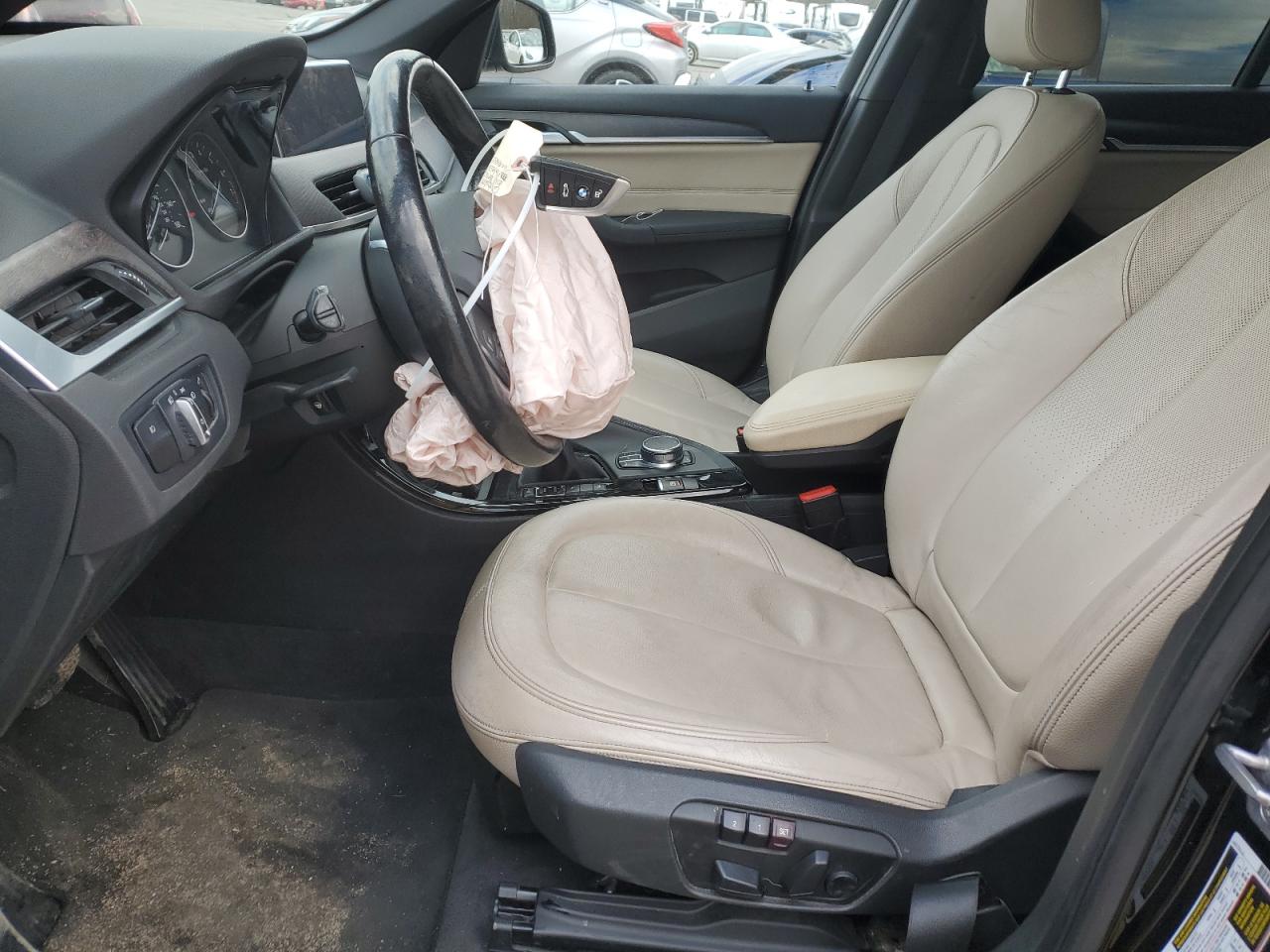 2016 BMW X1 VIN WBXHT3Z31G4A48575 Copart auction photo, front end / side damage thumbnail 7
