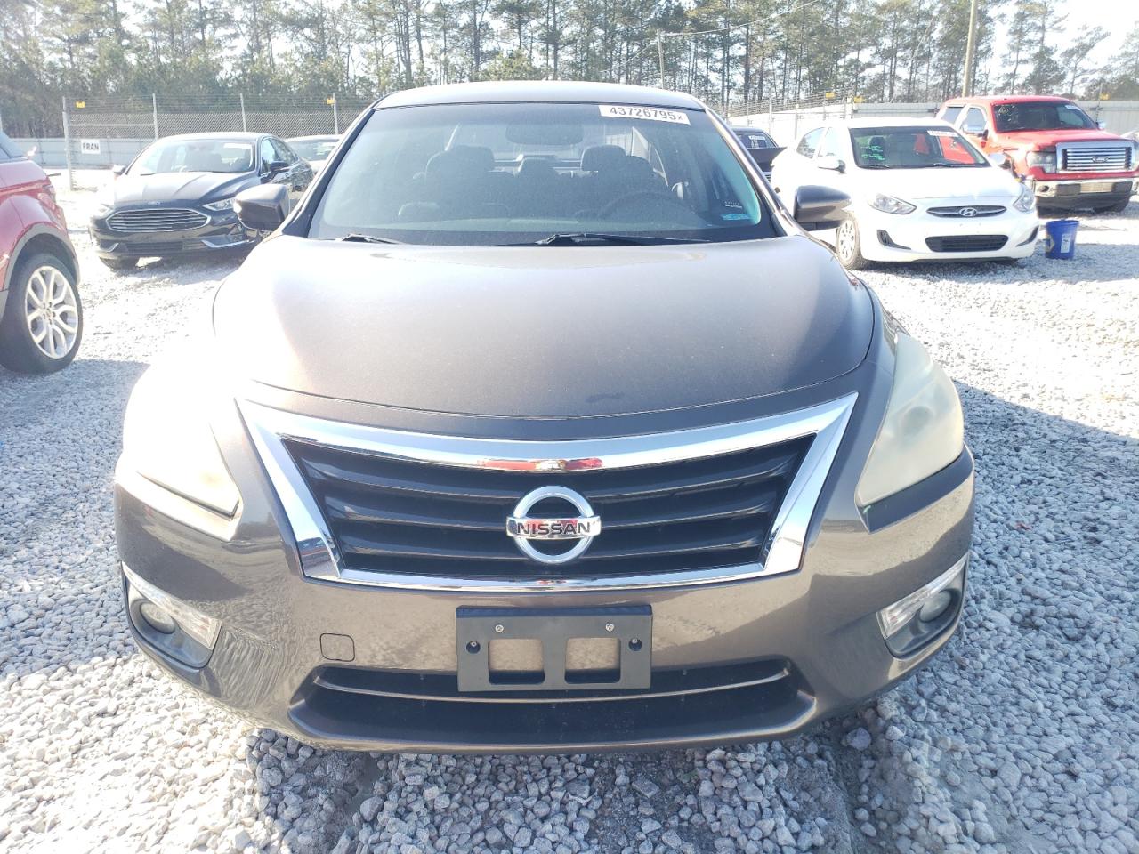 2015 Nissan Altima VIN 1N4AL3AP8FC247269 Copart auction photo, rear end / minor dent/scratches damage thumbnail 5