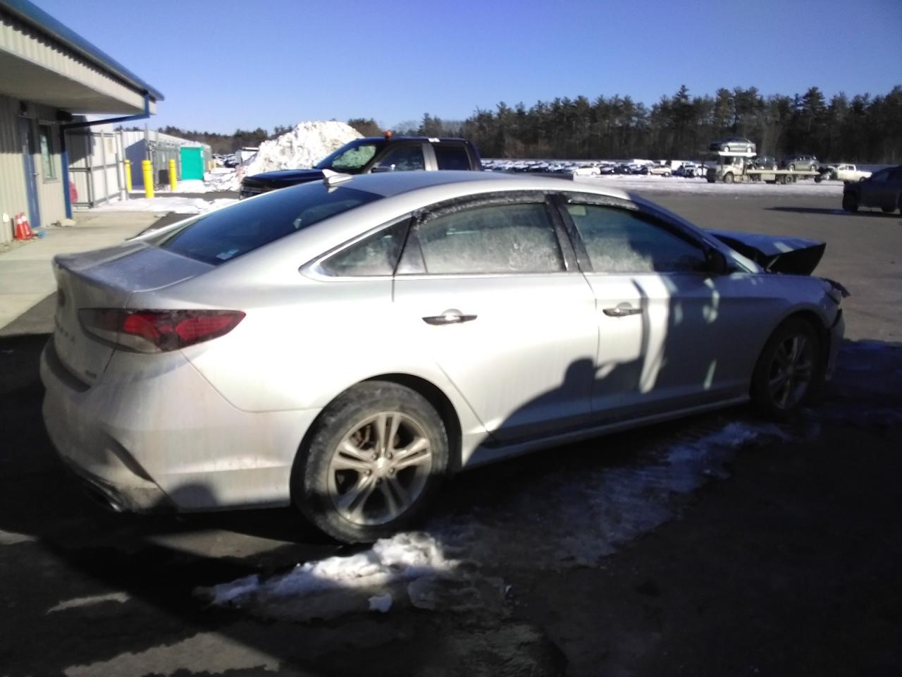 2019 Hyundai Sonata VIN 5NPE34AF3KH816228 Copart auction photo, front end damage thumbnail 3